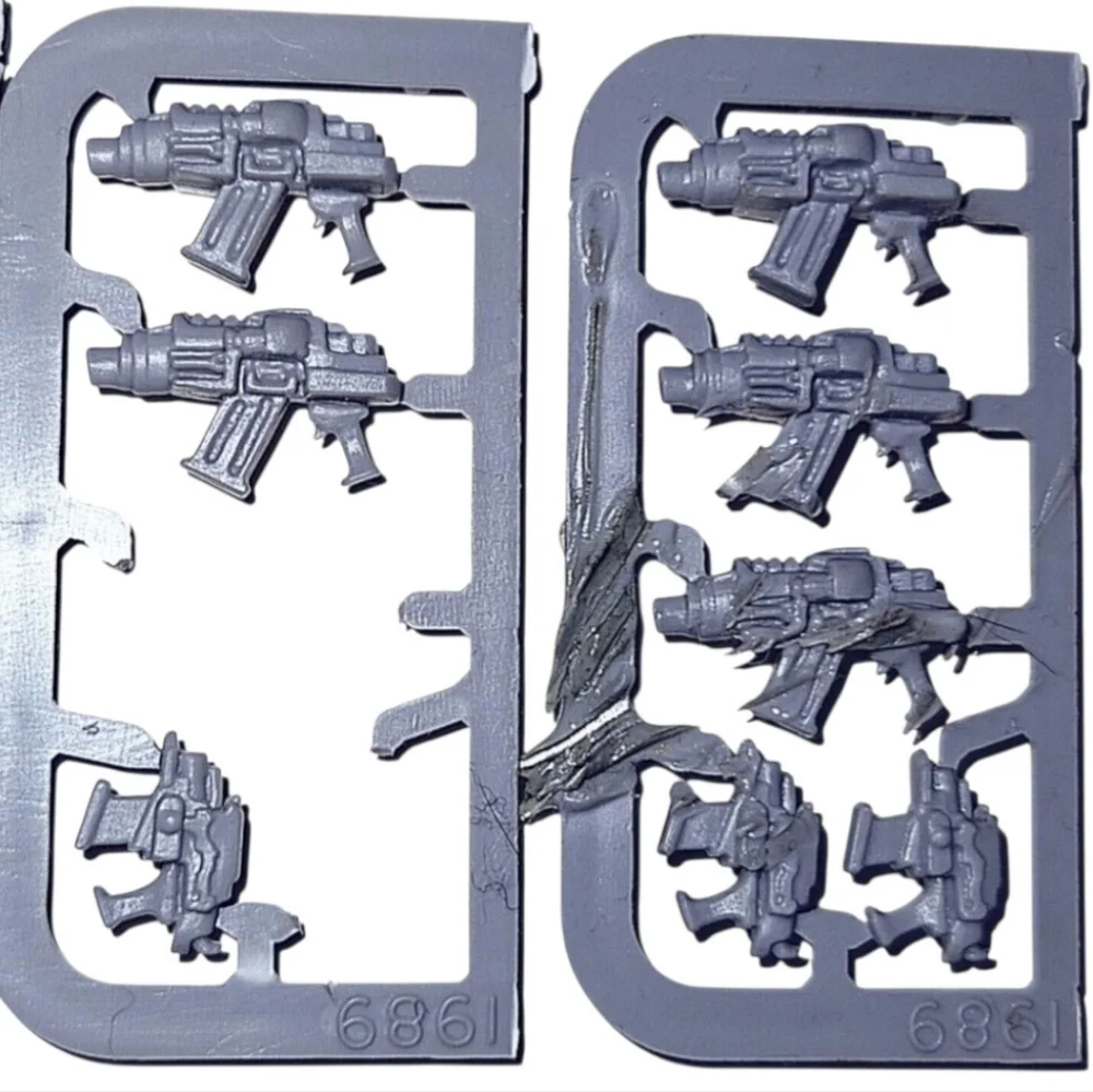 Vintage Warhammer 40K Space Ork Weapons Sprue 1989 Edition Rogue Trader
